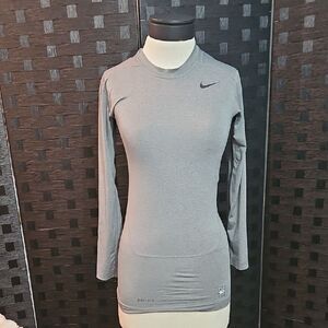 Nike Women's Gray Pro Combat Dri-FIT Compression Long Sleeve Shirt Size Small